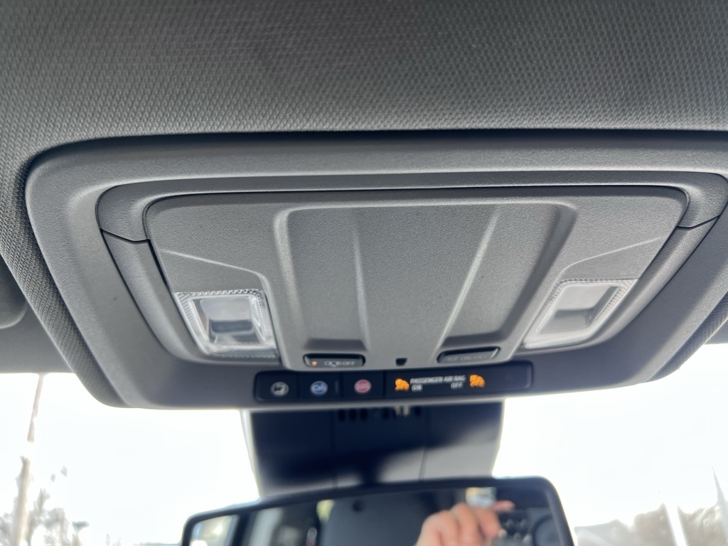 Chevrolet Silverado 1500 LT Crew Cab 4WD 2023