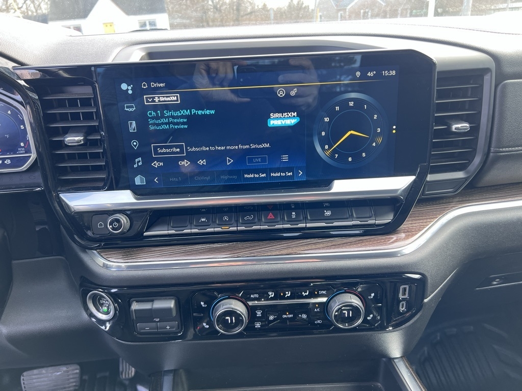 Chevrolet Silverado 1500 LT Crew Cab 4WD 2023