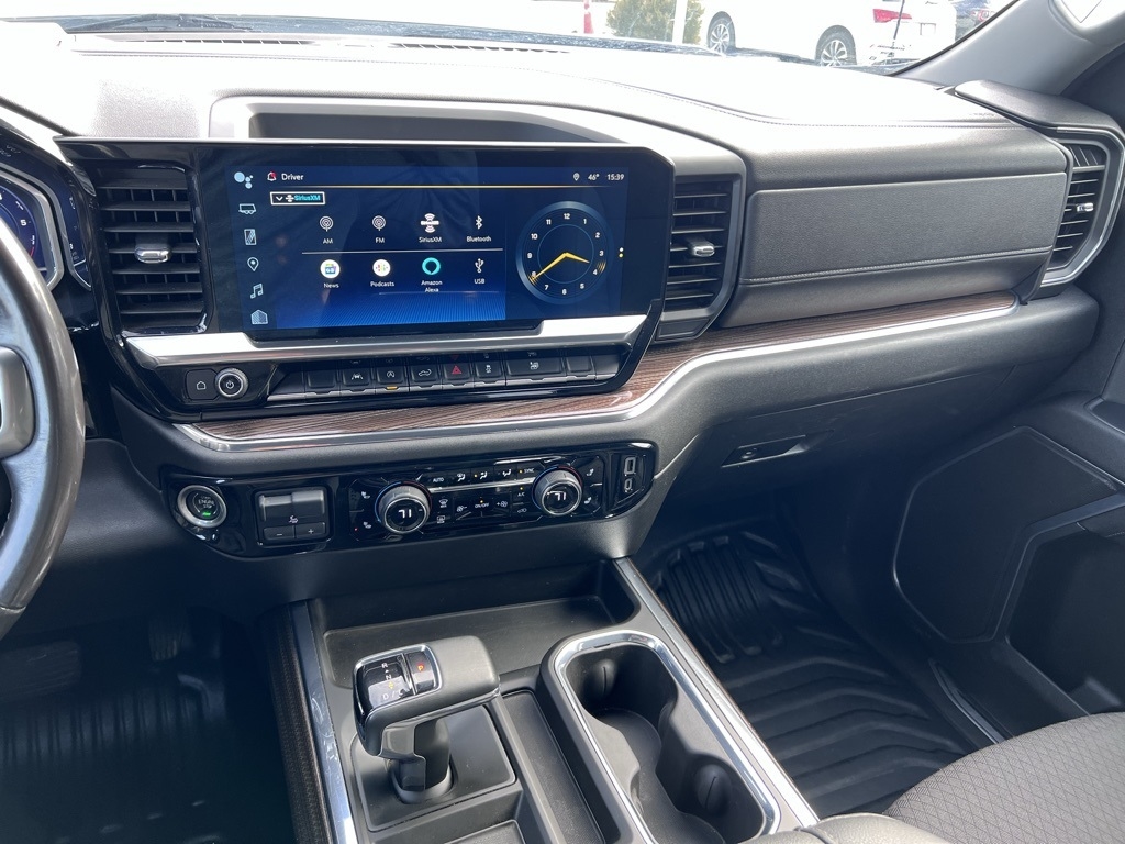 Chevrolet Silverado 1500 LT Crew Cab 4WD 2023