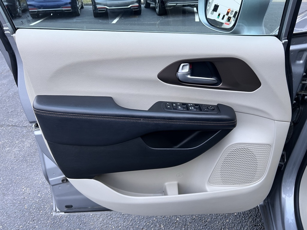 Chrysler Pacifica Touring-L 2018