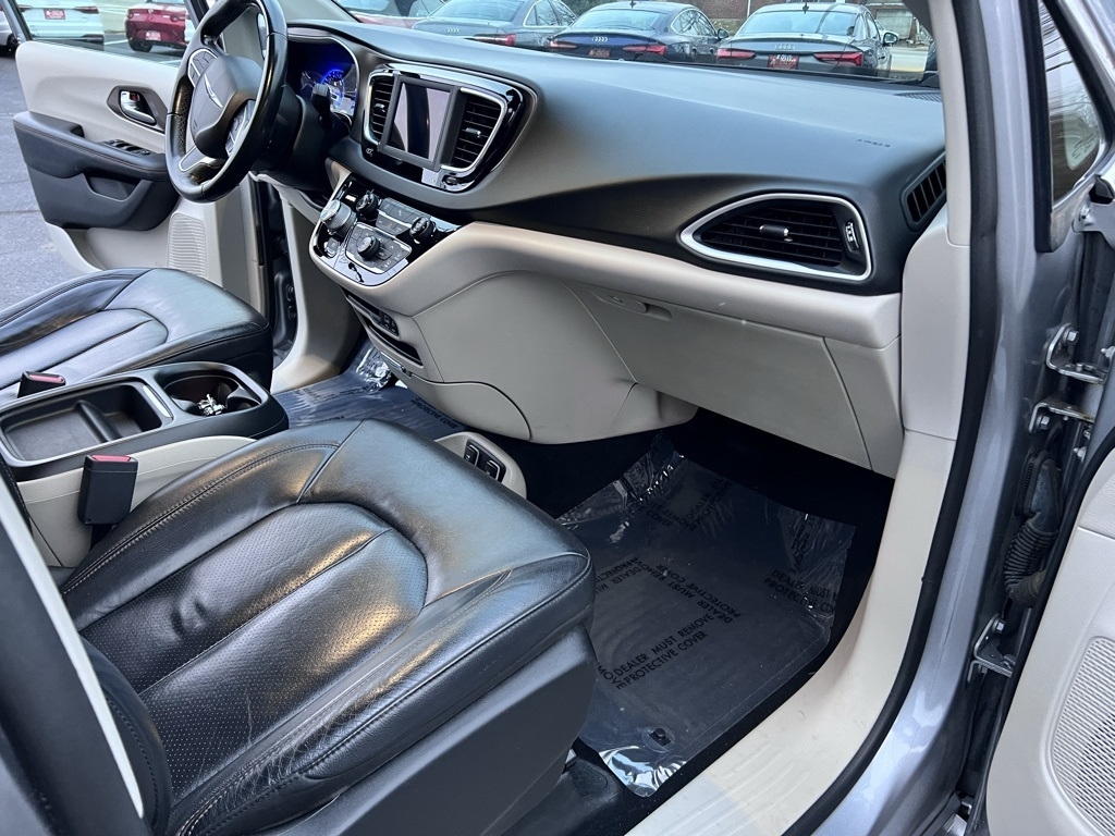 Chrysler Pacifica Touring-L 2018