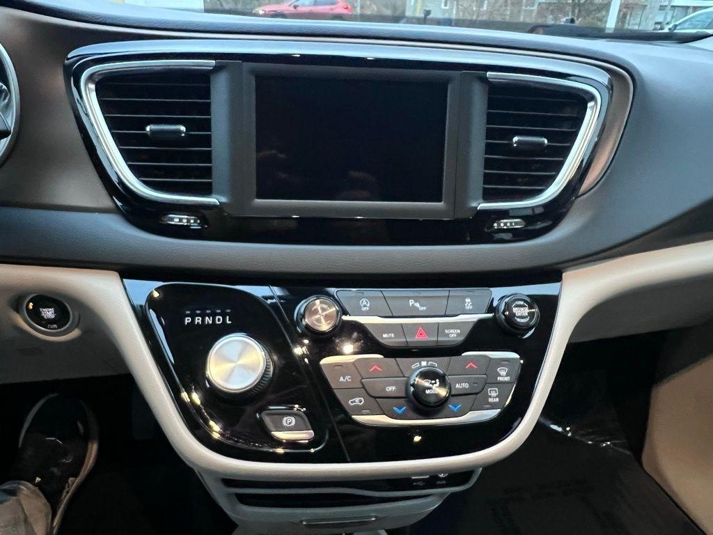 Chrysler Pacifica Touring-L 2018