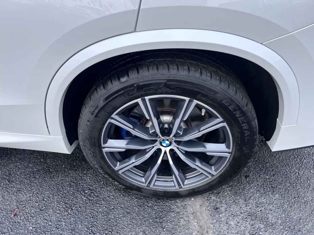 BMW X5 M50i 2022