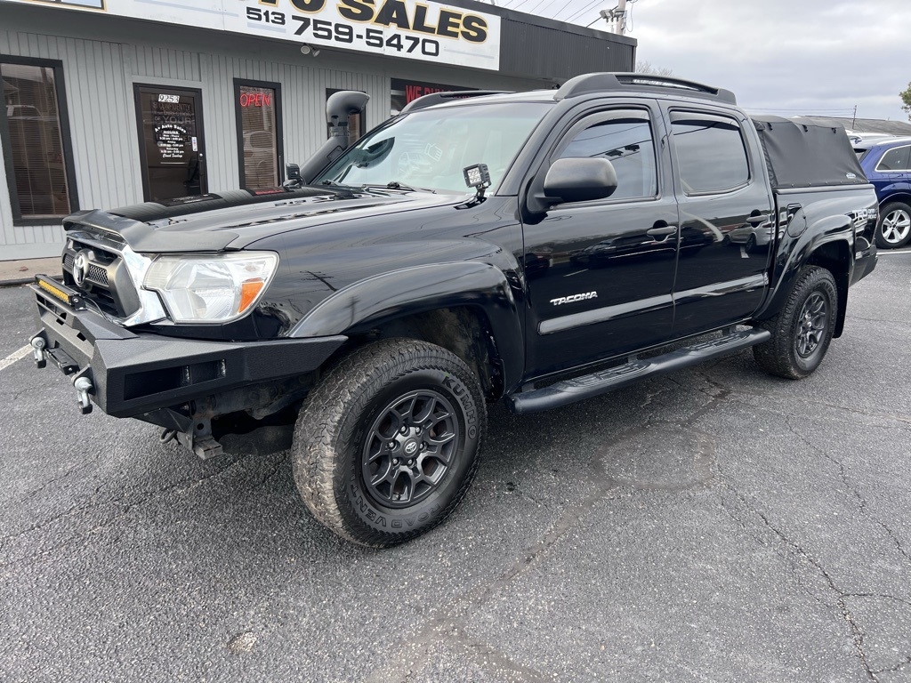 Toyota Tacoma Double Cab V6 6MT 4WD 2015
