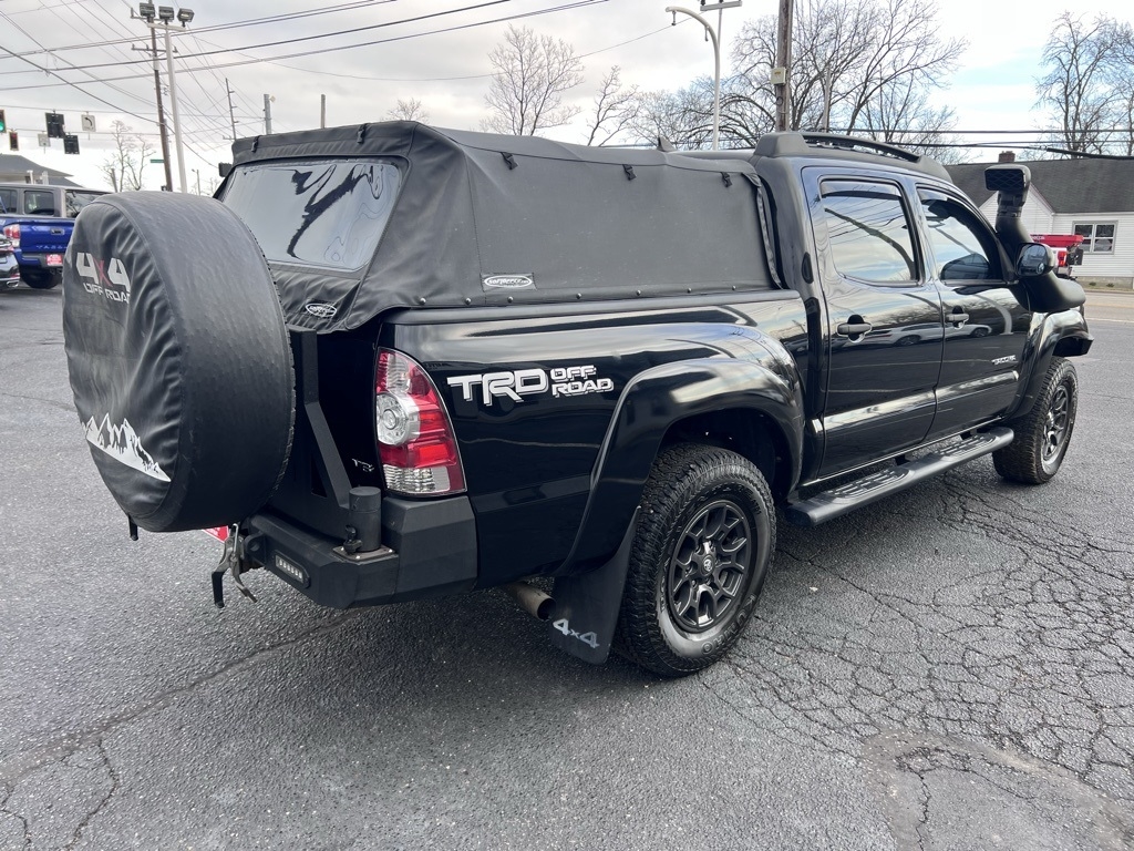 Toyota Tacoma Double Cab V6 6MT 4WD 2015