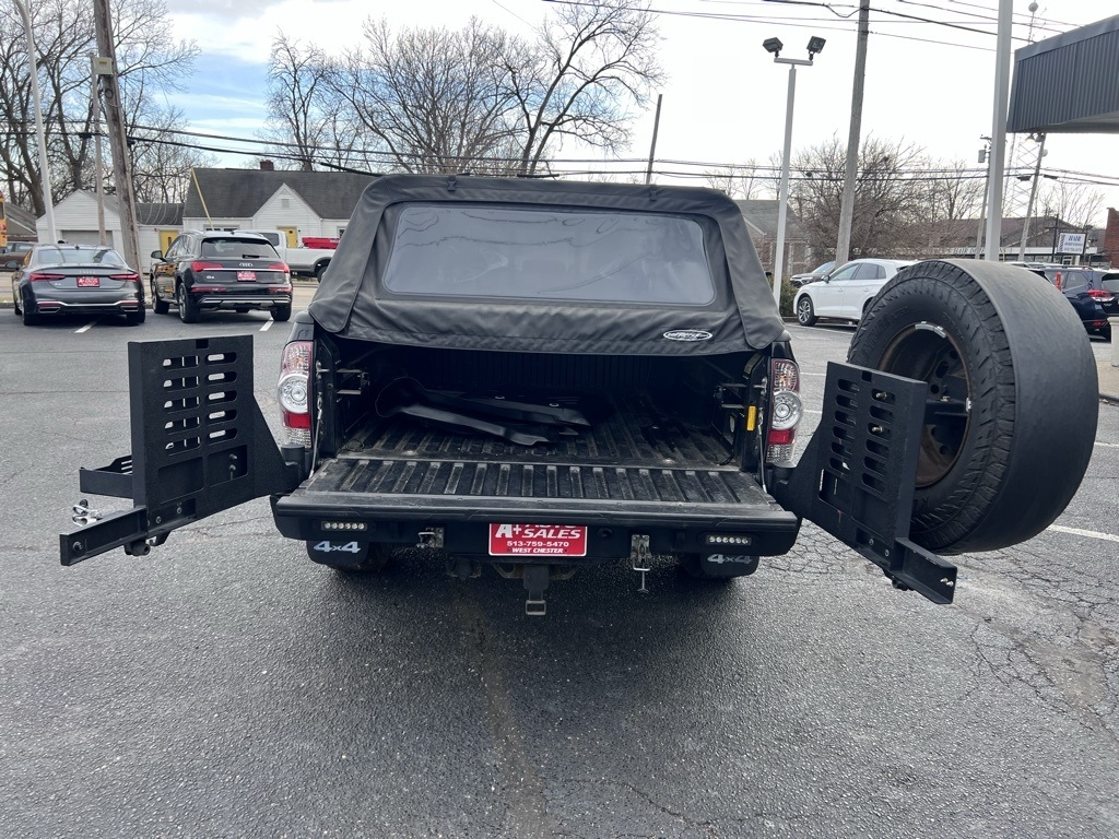 Toyota Tacoma Double Cab V6 6MT 4WD 2015