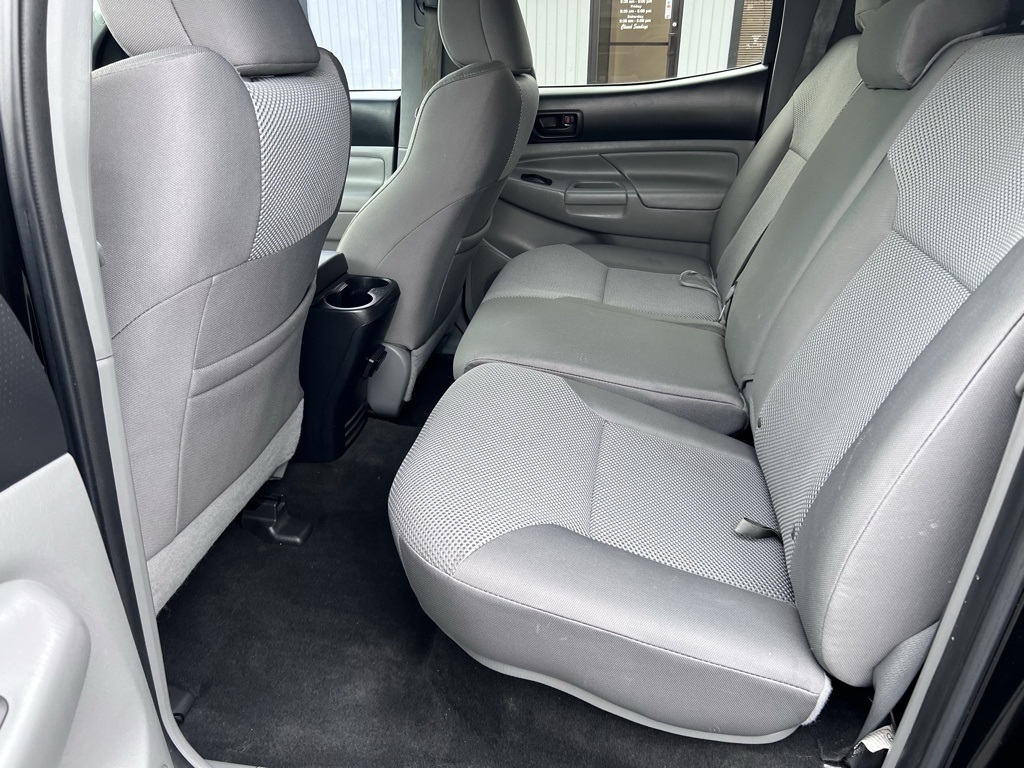 Toyota Tacoma Double Cab V6 6MT 4WD 2015