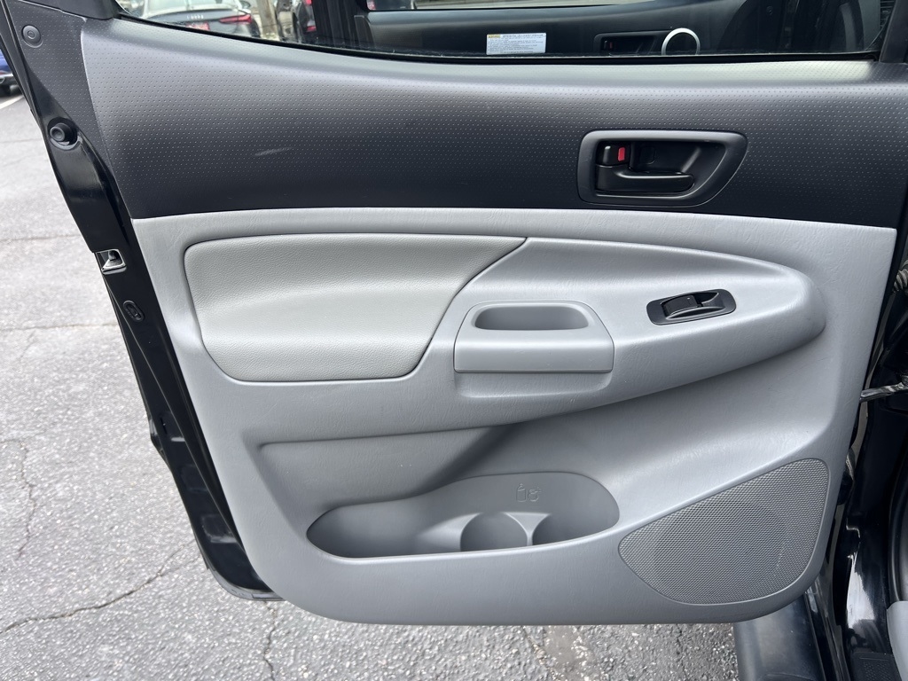 Toyota Tacoma Double Cab V6 6MT 4WD 2015