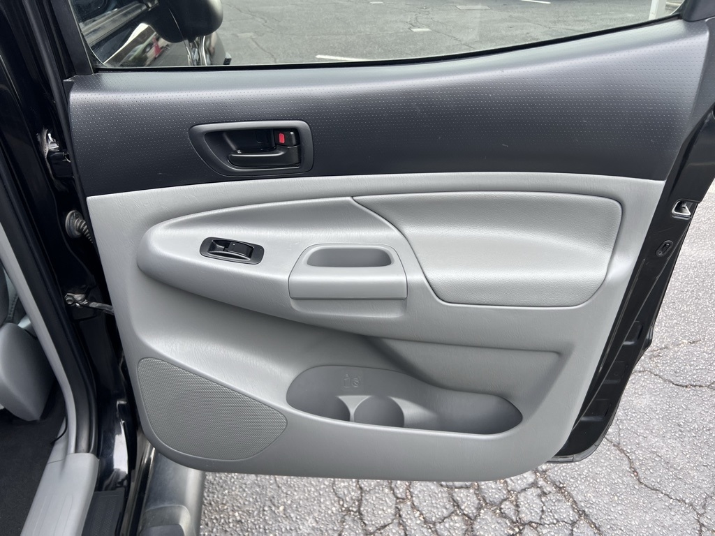 Toyota Tacoma Double Cab V6 6MT 4WD 2015