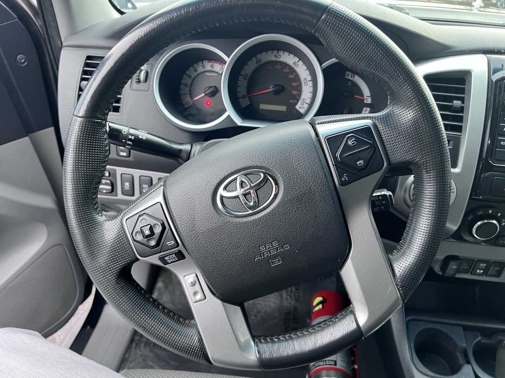 Toyota Tacoma Double Cab V6 6MT 4WD 2015