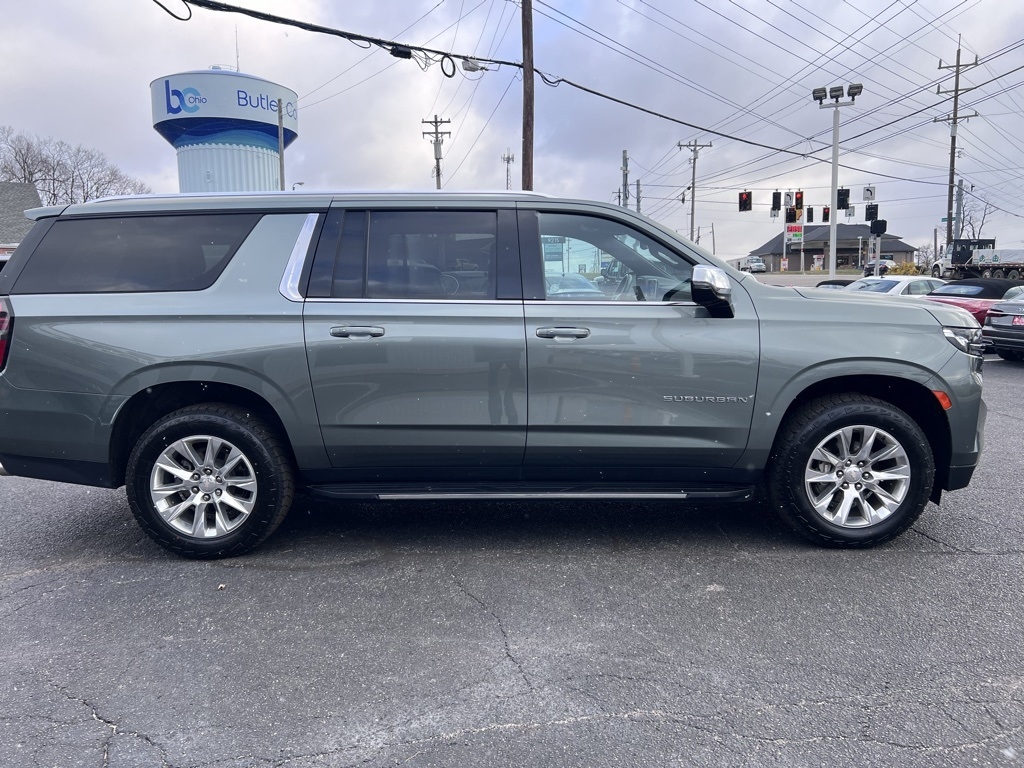 Chevrolet Suburban Premier 4WD 2023