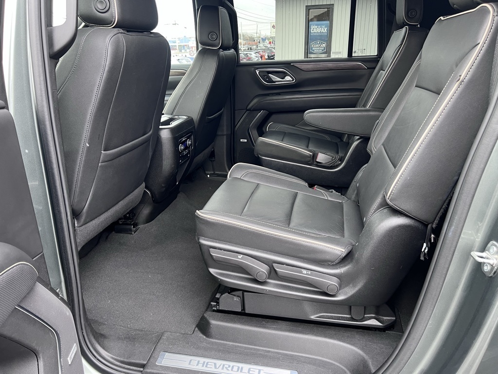 Chevrolet Suburban Premier 4WD 2023