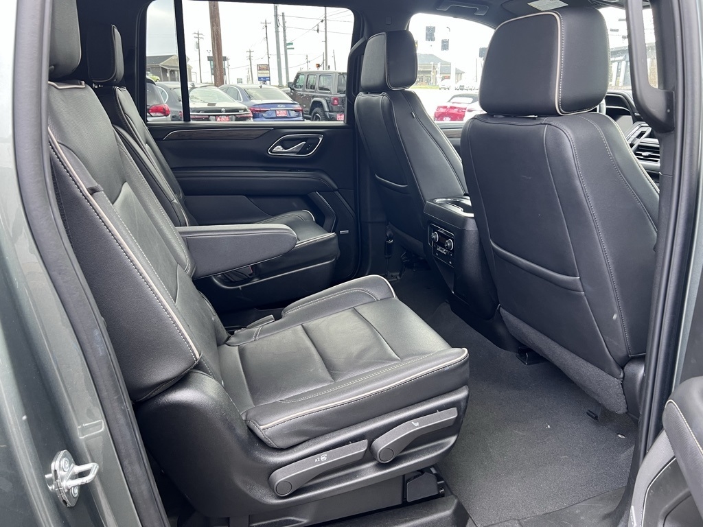 Chevrolet Suburban Premier 4WD 2023