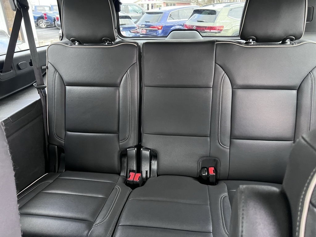 Chevrolet Suburban Premier 4WD 2023