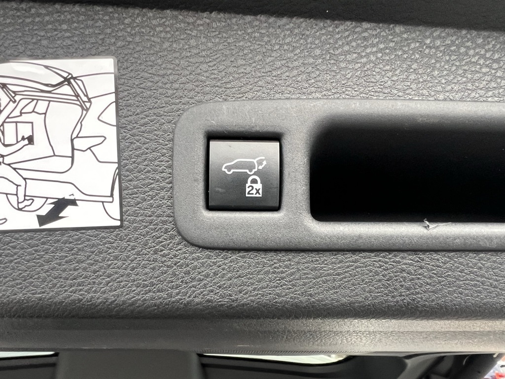 Toyota Sienna XLE 7-Passenger 2024