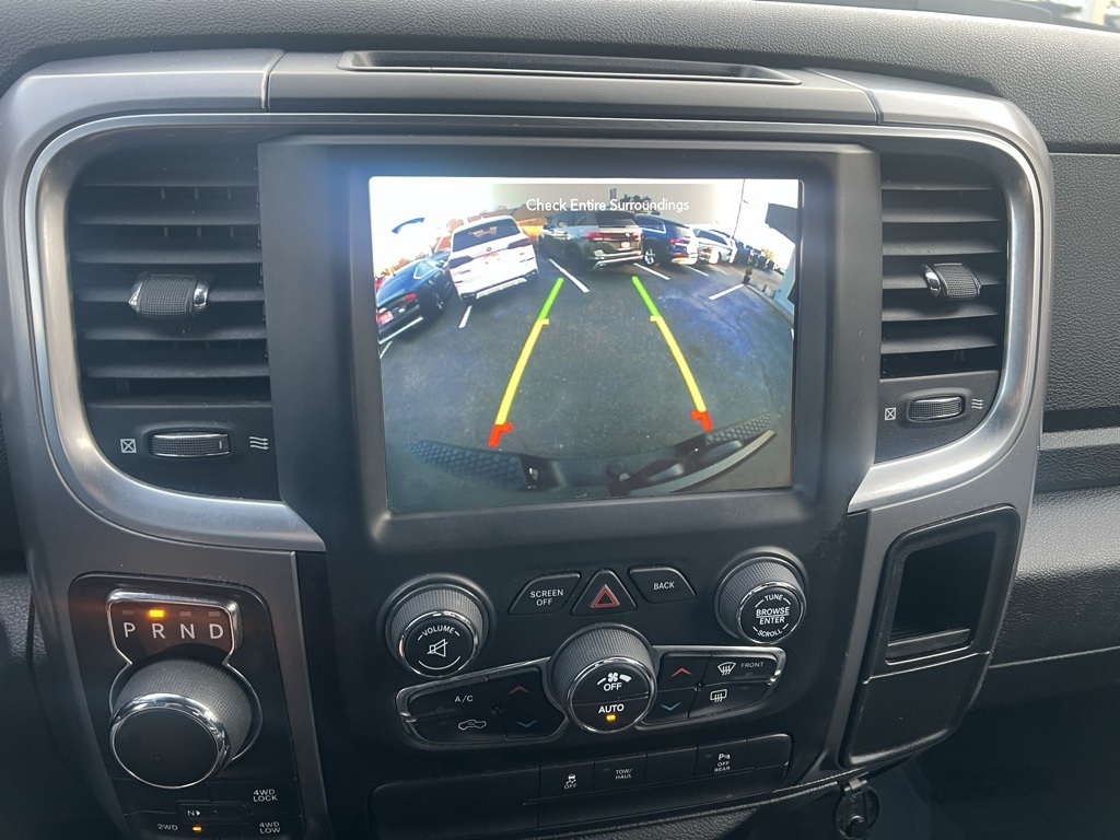 RAM 1500 Classic Tradesman Crew Cab SWB 4WD 2021