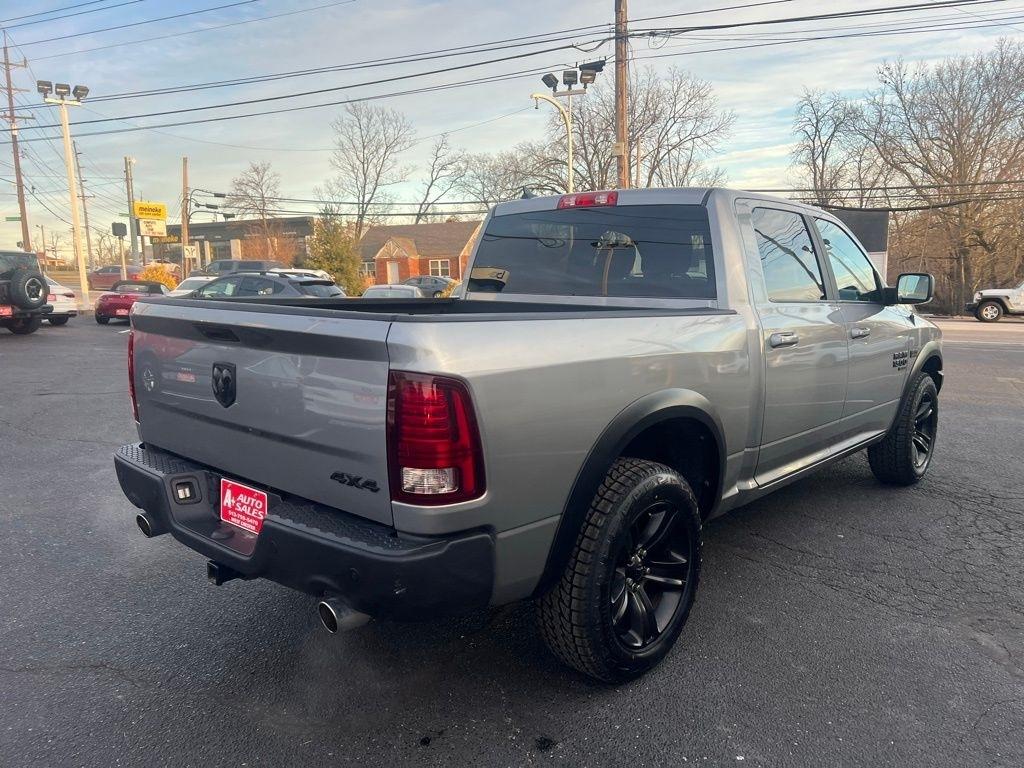 RAM 1500 Classic Warlock 4x4 Crew Cab 5'7" Box 2021