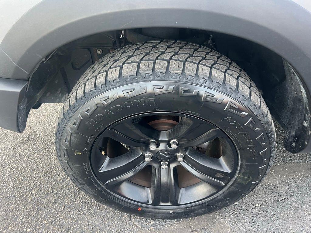 RAM 1500 Classic Warlock 4x4 Crew Cab 5'7" Box 2021