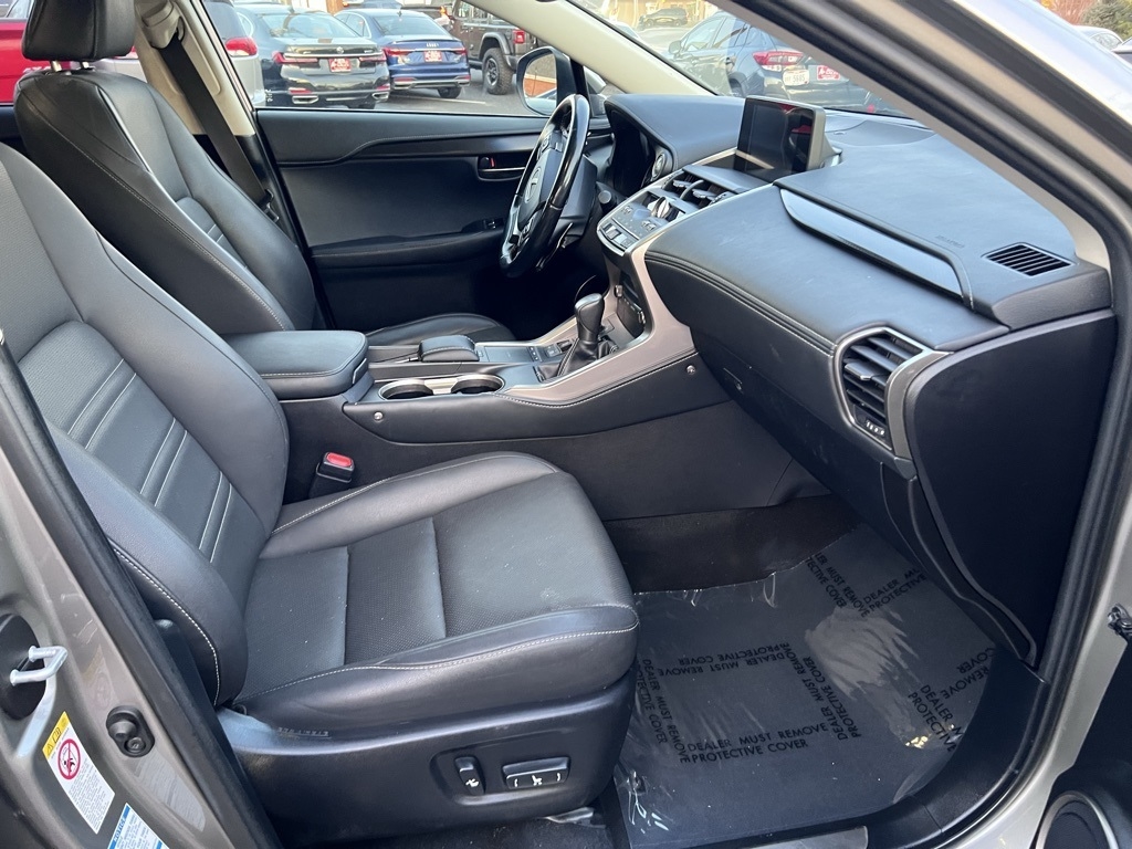 Lexus NX 200t AWD 2019