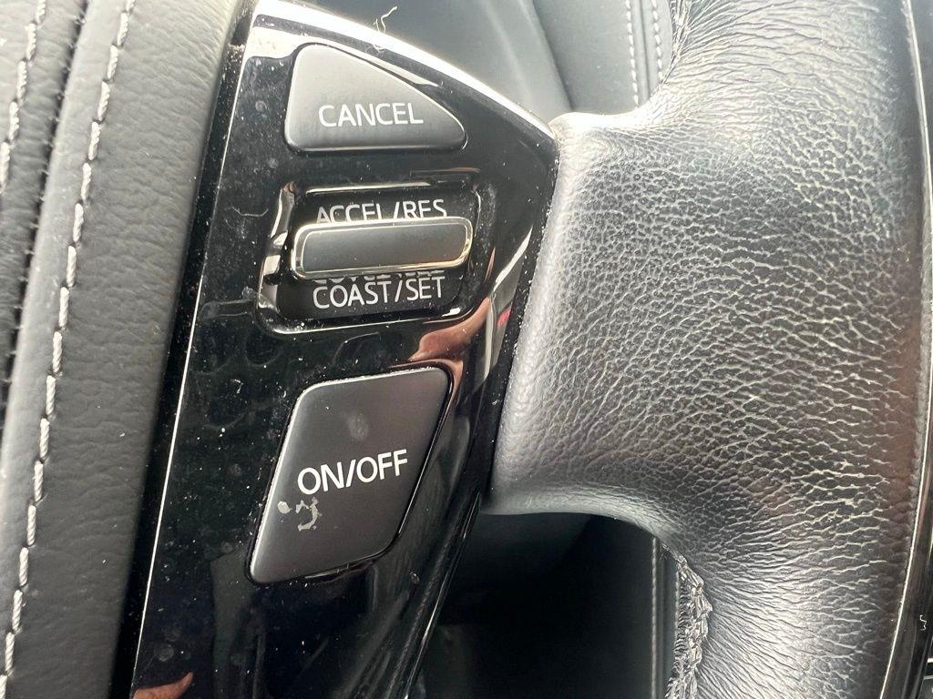 Infiniti QX80 Luxe 4D SUV 4WD 2020