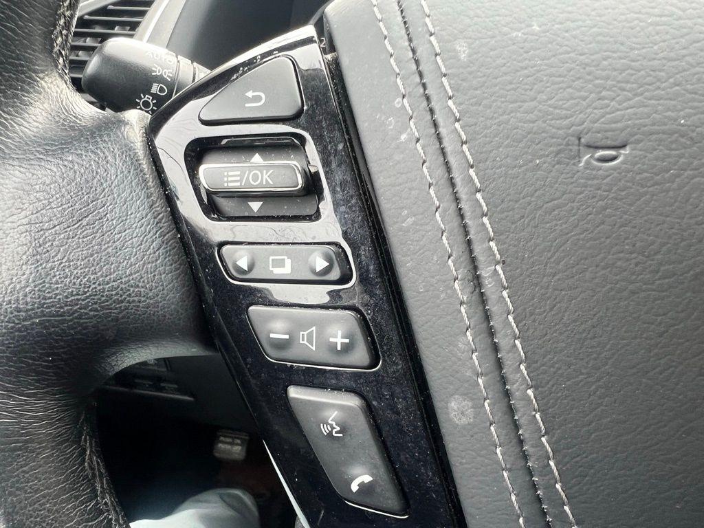 Infiniti QX80 Luxe 4D SUV 4WD 2020