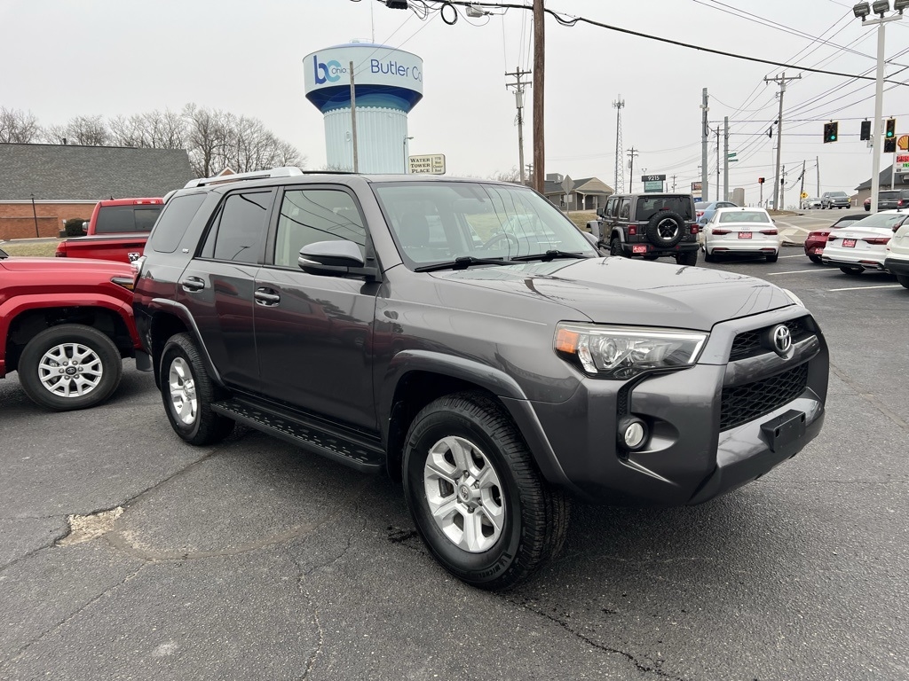 Toyota 4Runner SR5 4WD 2017