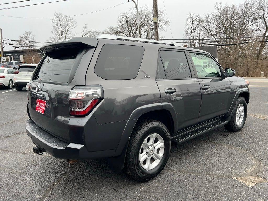 Toyota 4Runner SR5 4WD 2017