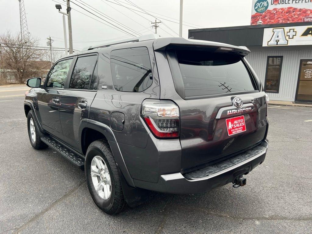 Toyota 4Runner SR5 4WD 2017
