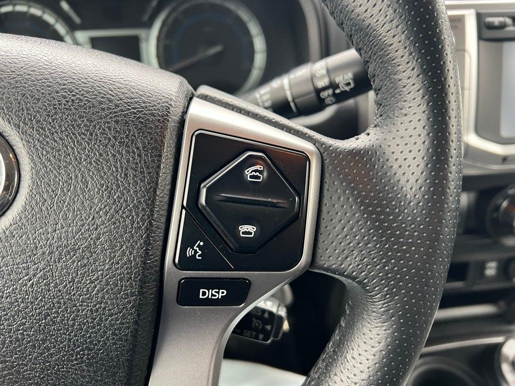 Toyota 4Runner SR5 4WD 2017