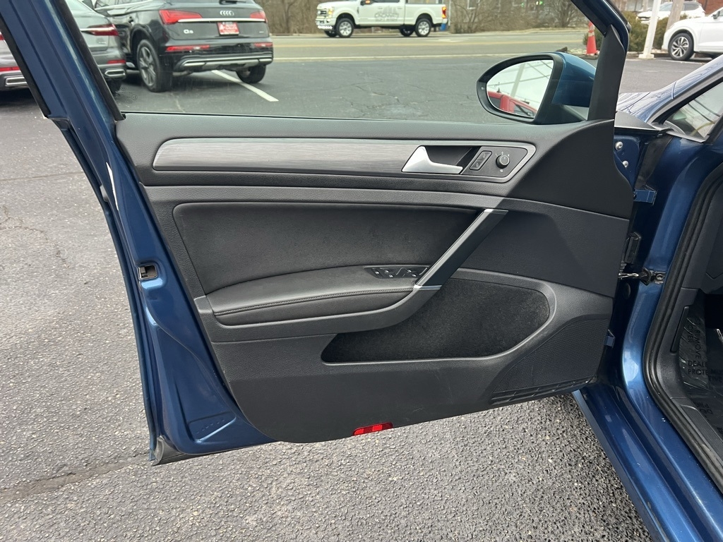 Volkswagen Golf TSI 8A 2020