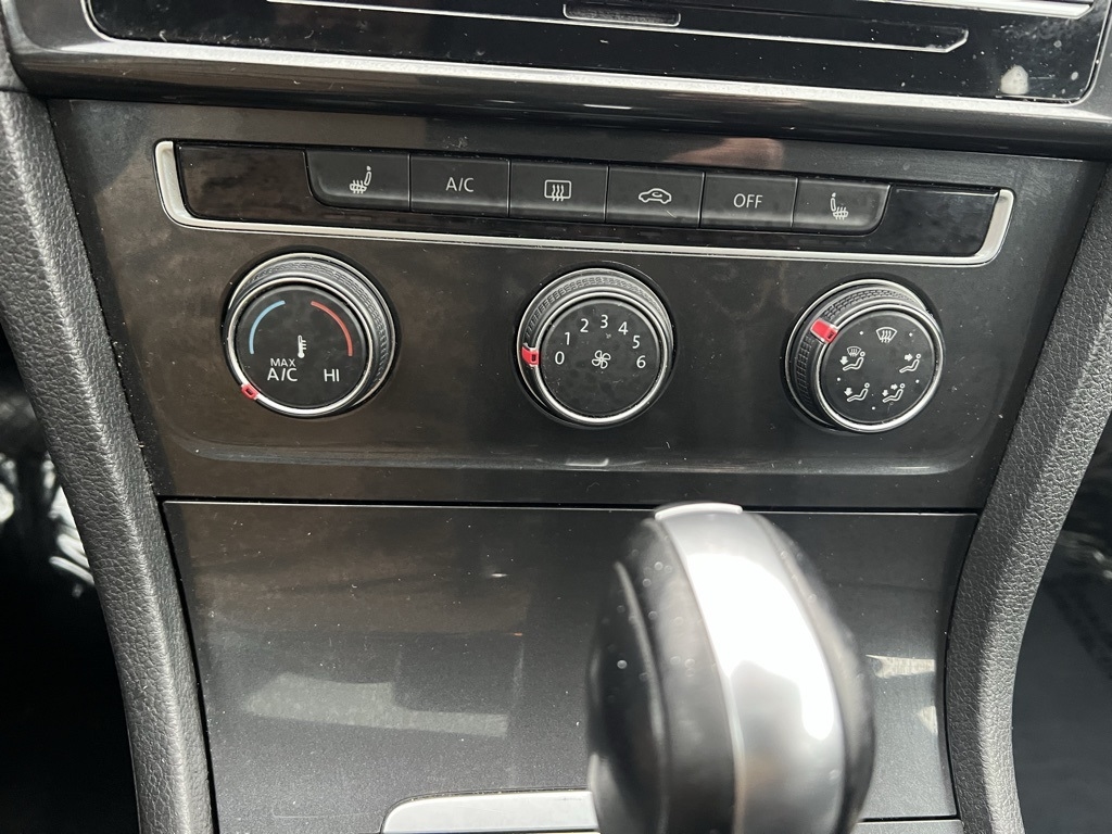 Volkswagen Golf TSI 8A 2020