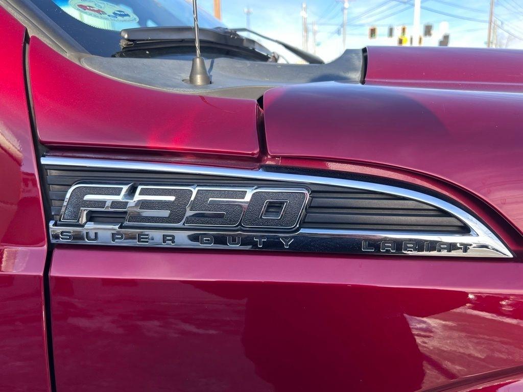 Ford F-350 SD Lariat Crew Cab 4WD 2016
