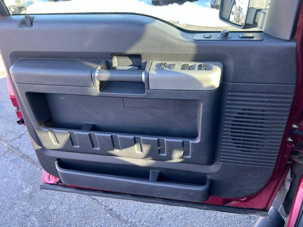 Ford F-350 SD Lariat Crew Cab 4WD 2016