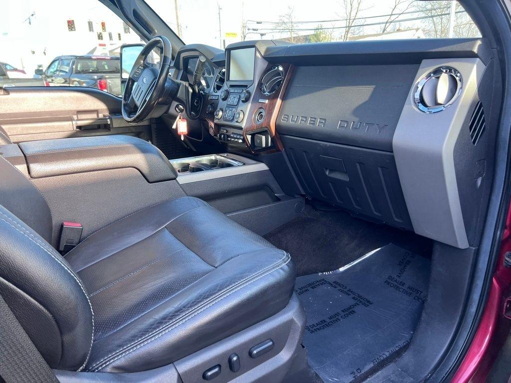 Ford F-350 SD Lariat Crew Cab 4WD 2016