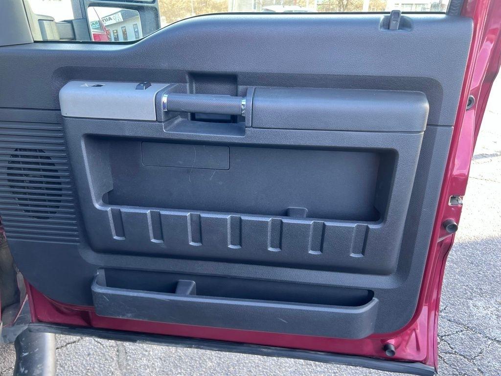 Ford F-350 SD Lariat Crew Cab 4WD 2016