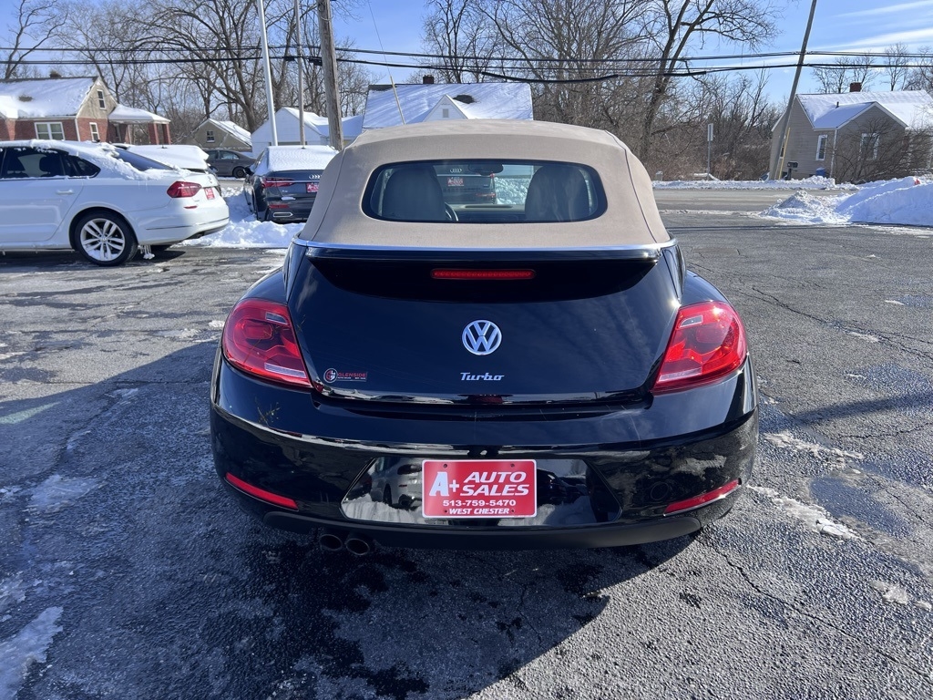 Volkswagen Beetle 1.8T PZEV Convertible 2016