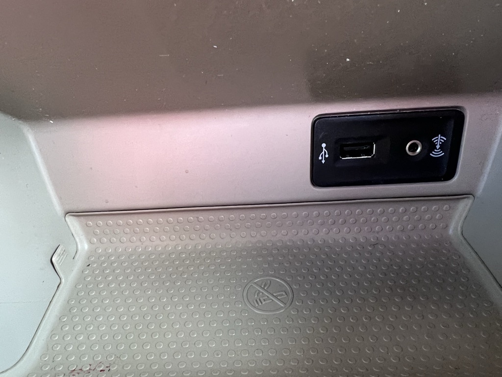 Volkswagen Beetle 1.8T PZEV Convertible 2016