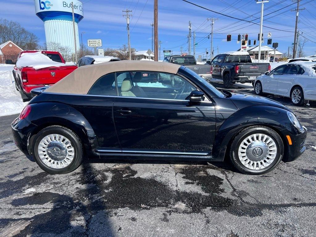 Volkswagen Beetle 1.8T PZEV Convertible 2016