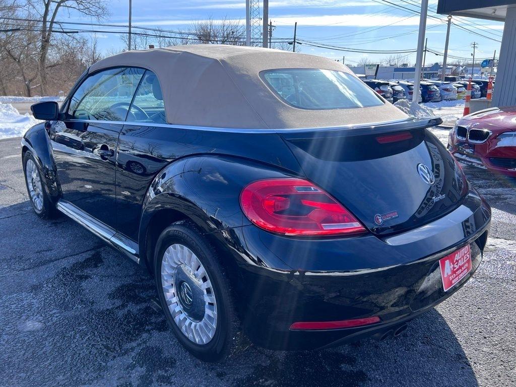 Volkswagen Beetle 1.8T PZEV Convertible 2016