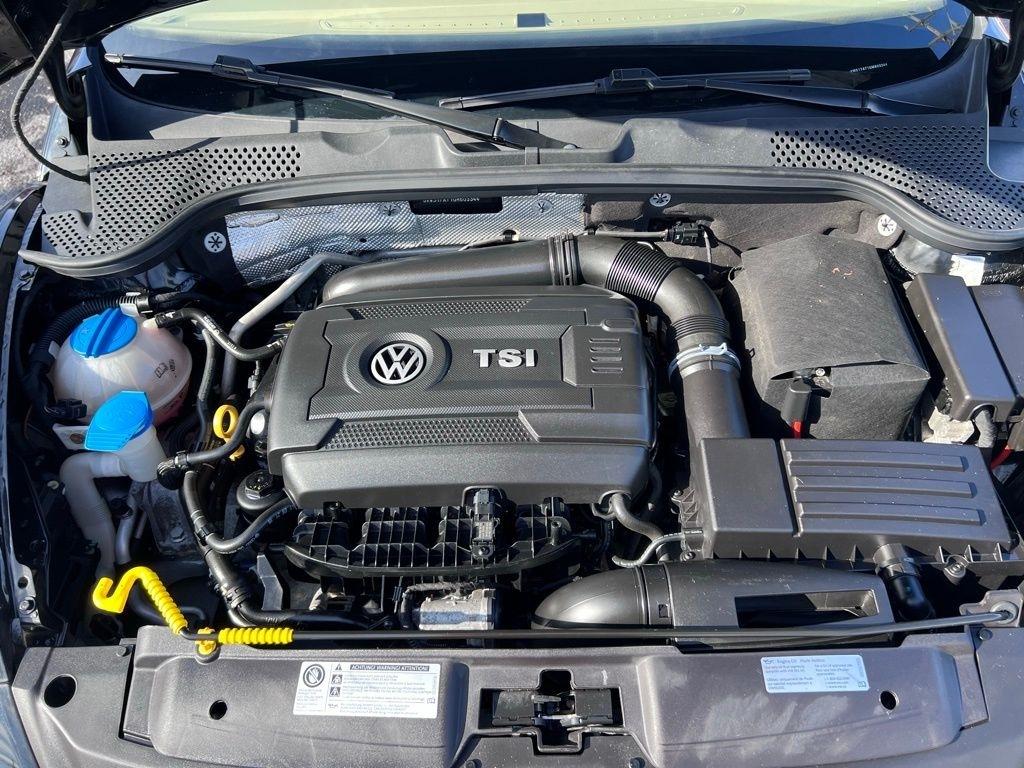 Volkswagen Beetle 1.8T PZEV Convertible 2016