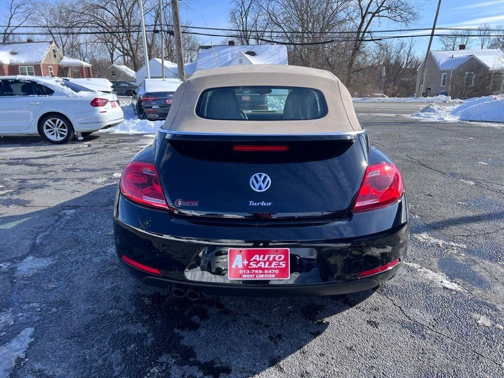 Volkswagen Beetle 1.8T PZEV Convertible 2016