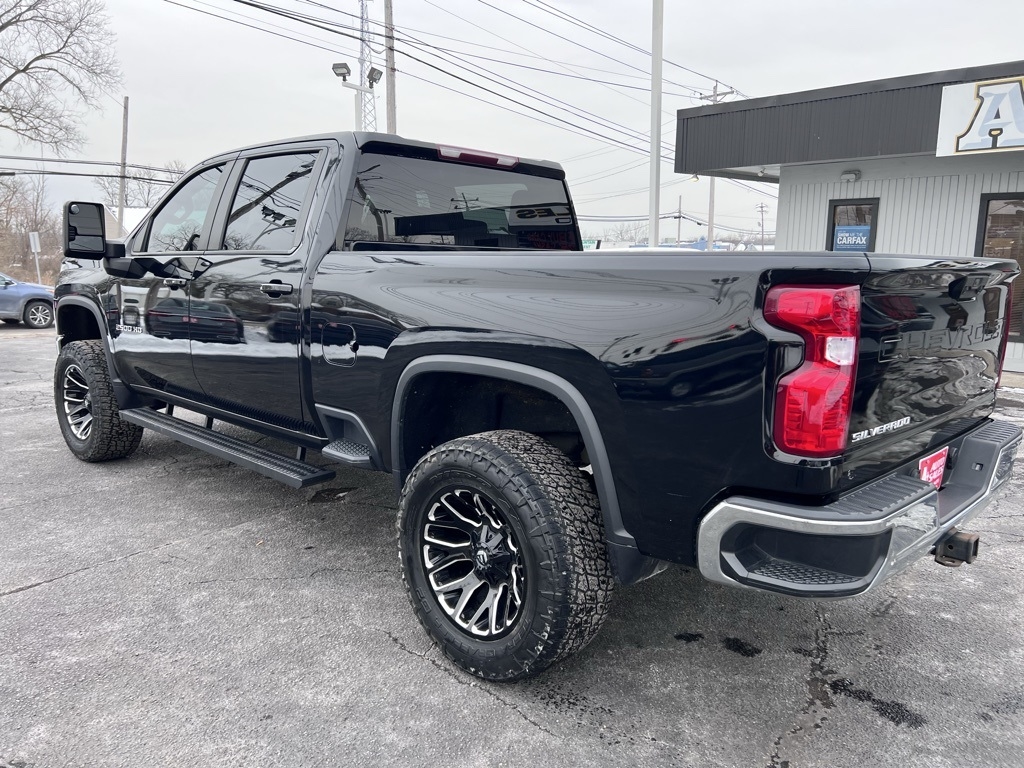 Chevrolet Silverado 2500HD LT Crew Cab Long Box 4WD 2022