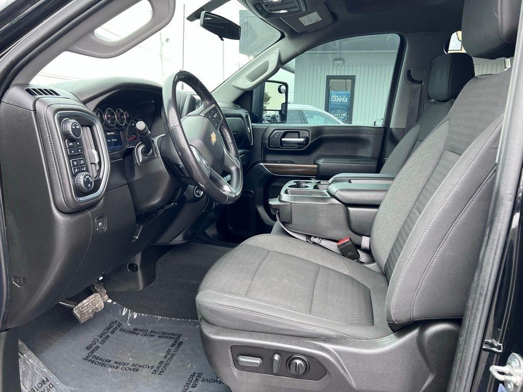 Chevrolet Silverado 2500HD LT Crew Cab Long Box 4WD 2022