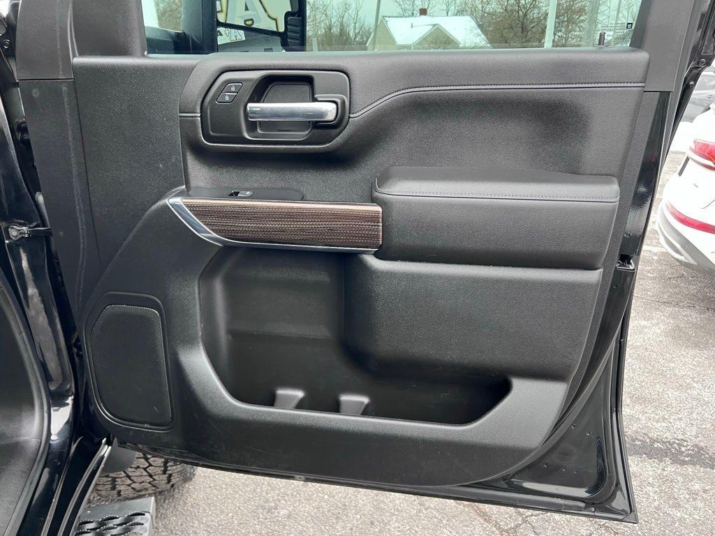 Chevrolet Silverado 2500HD LT Crew Cab Long Box 4WD 2022