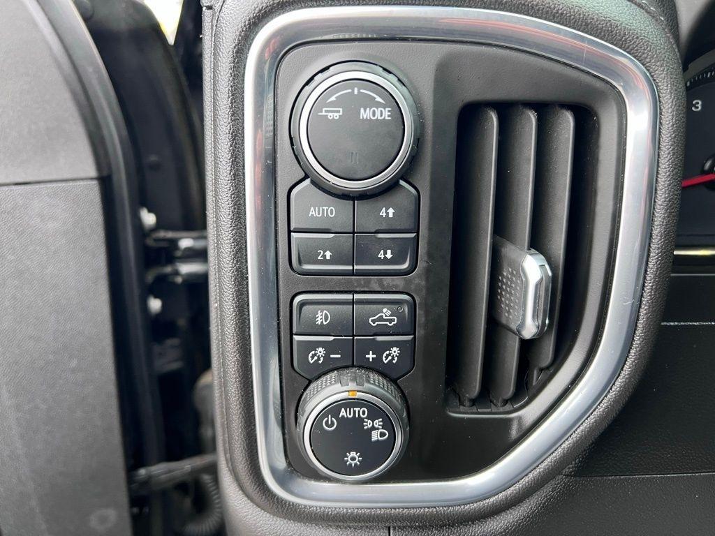 Chevrolet Silverado 2500HD LT Crew Cab Long Box 4WD 2022