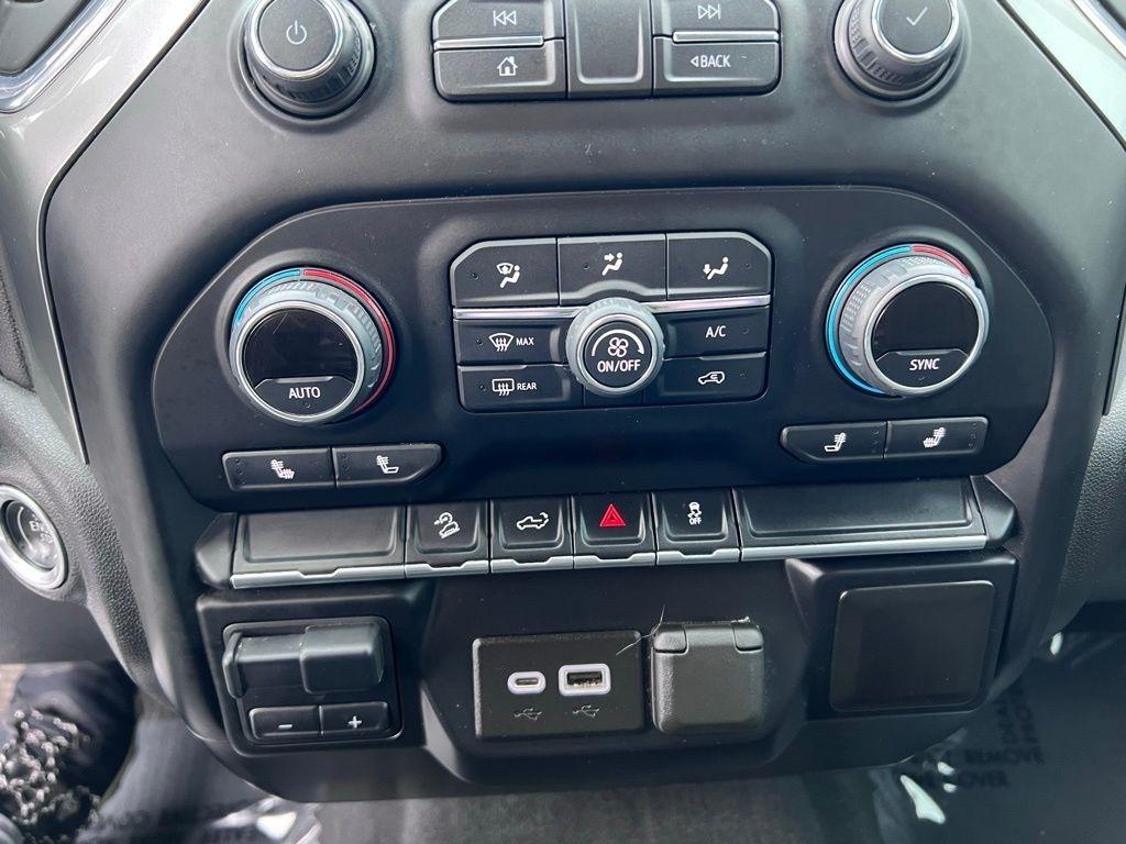 Chevrolet Silverado 2500HD LT Crew Cab Long Box 4WD 2022