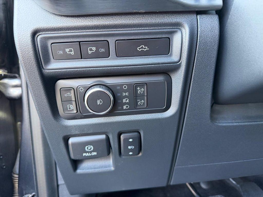 Ford F-150  2021