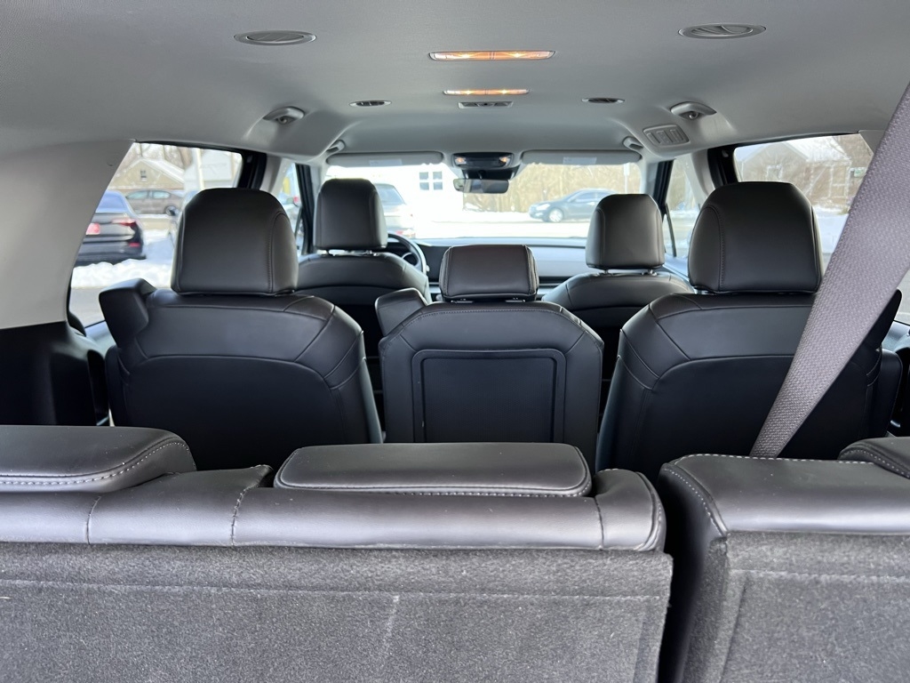 Kia Carnival LX Seat Package 2024