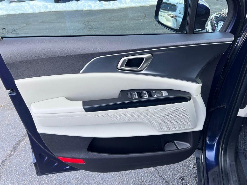 Kia Carnival LX Seat Package 2024