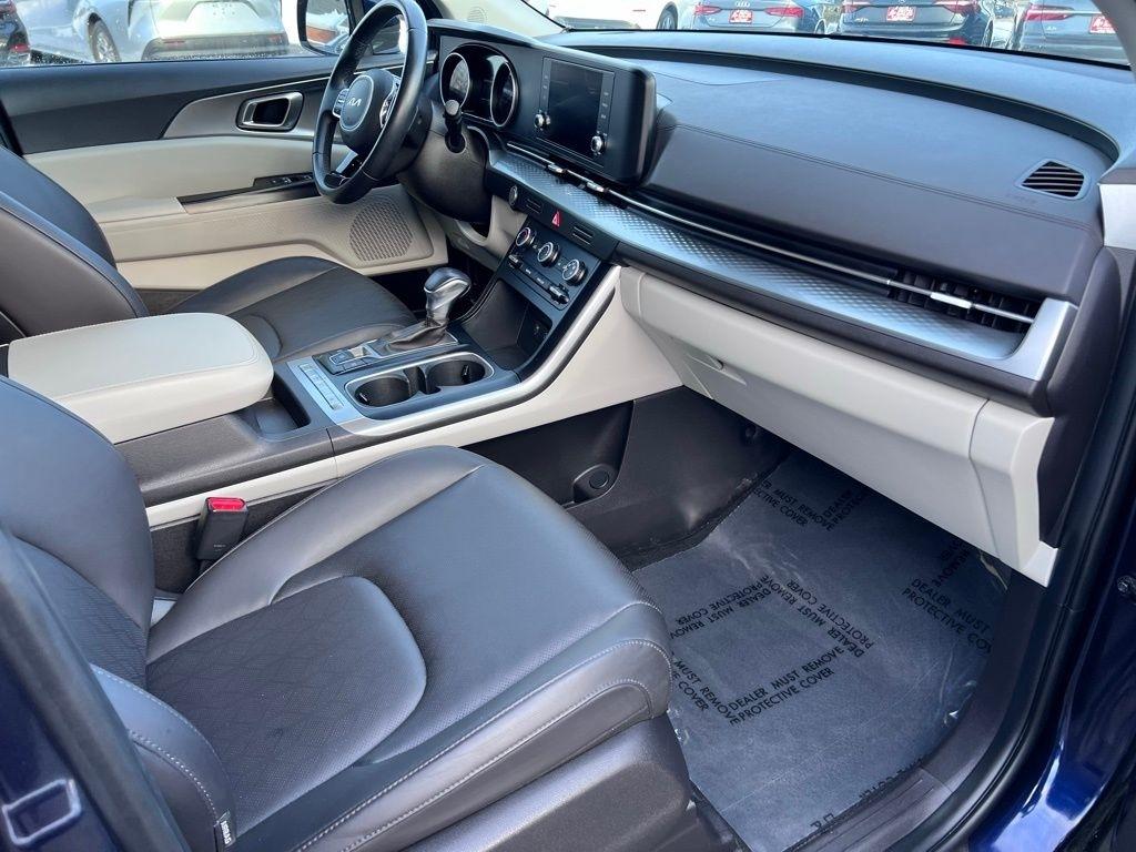 Kia Carnival LX Seat Package 2024